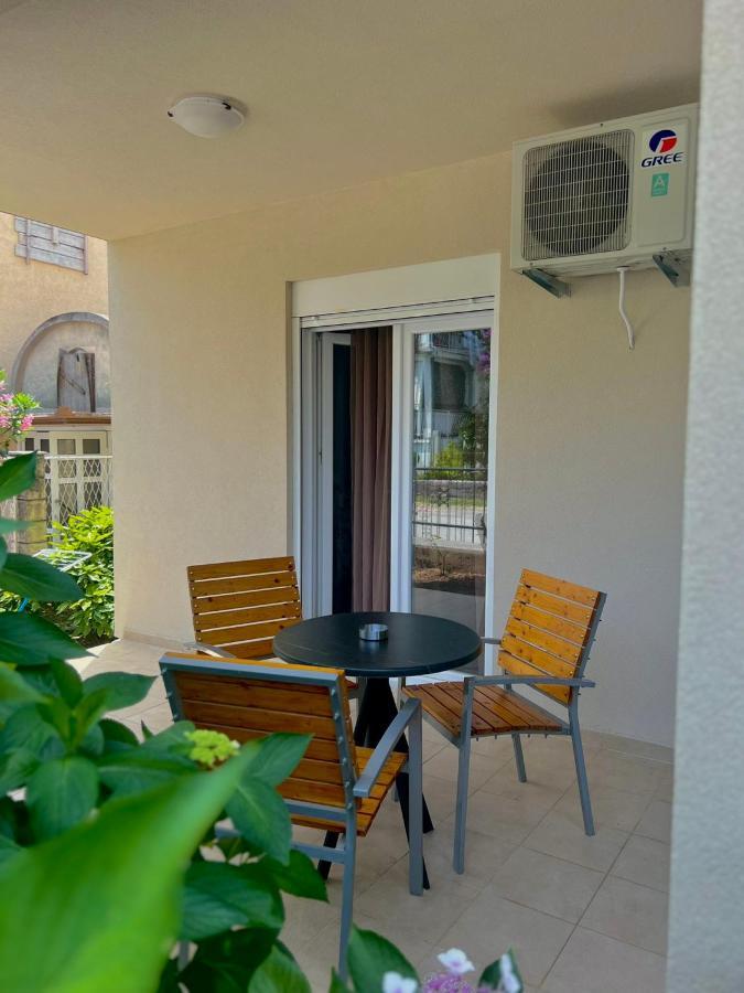 Apartmani Bekonja Tivat Eksteriør billede