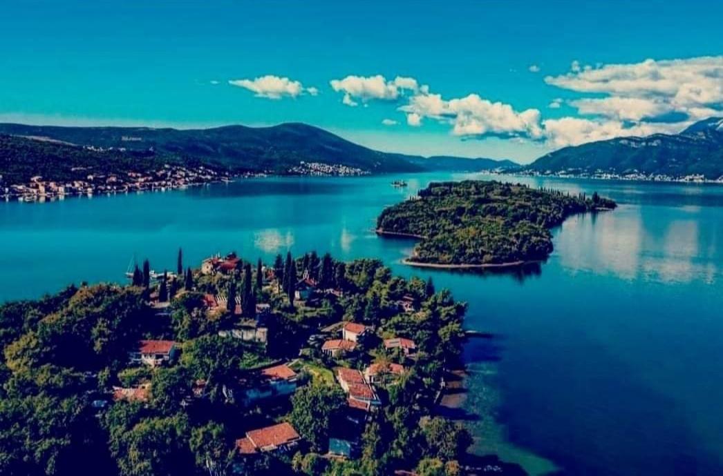 Apartmani Bekonja Tivat Eksteriør billede
